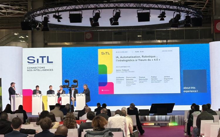 Plan large sur une conférence du SITL